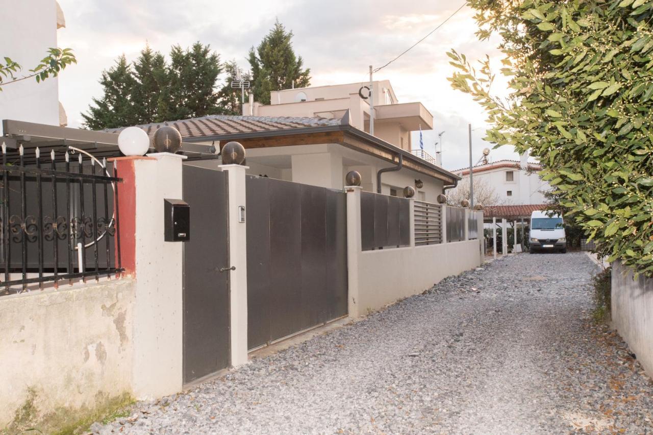 Dolphin Villa Peraia  Exterior photo